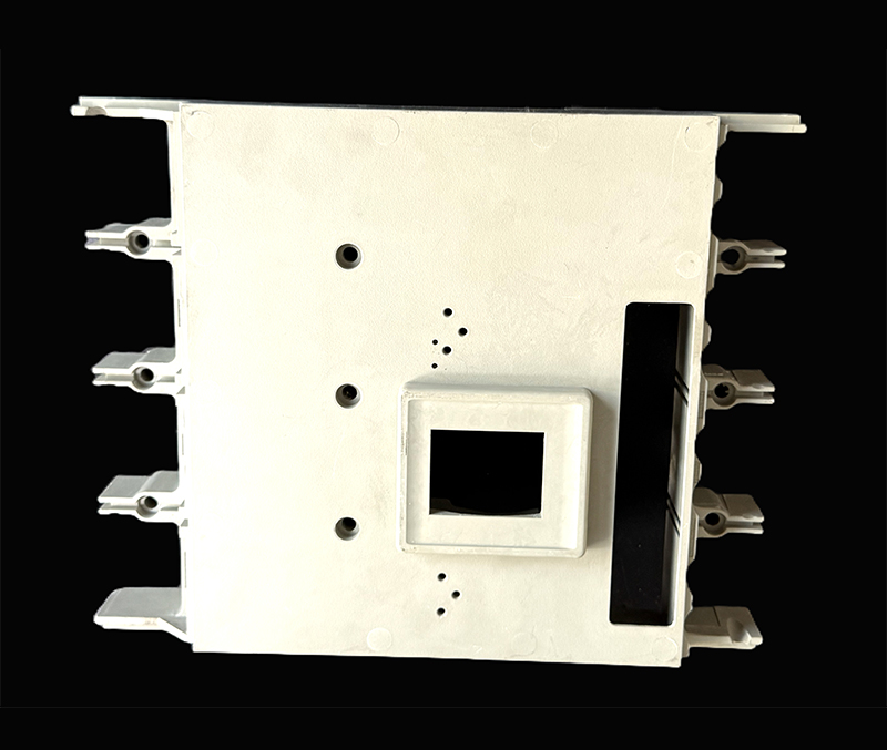 4-Pole Front Cover